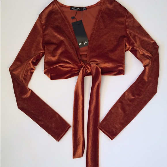 SOLD NWT Nasty Gal And Tie Not Rust Velvet Crop w - Picture 4 of 8